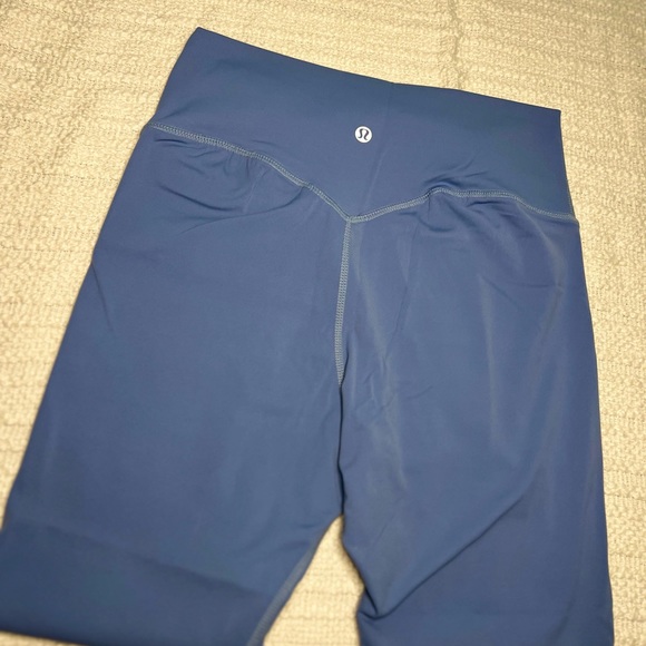 Lululomon leggings - Picture 4 of 4